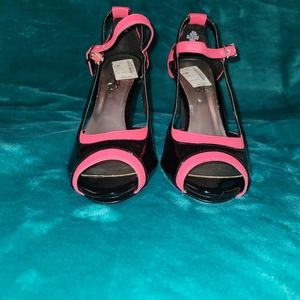 Open Toe "City Street" Heels